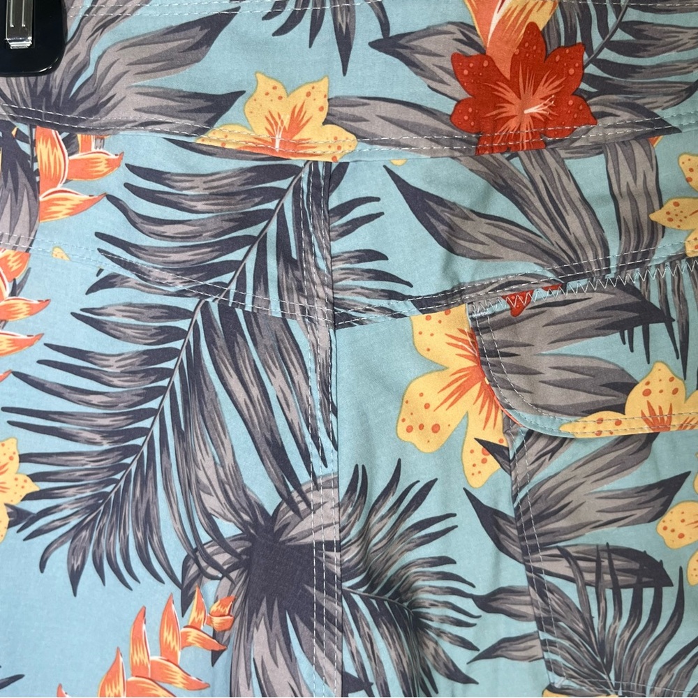 Hurley Men's Hawaiian Floral Board Shorts Light Blue, Yellow, Red Flowers Sz 30 - Picture 7 of 7